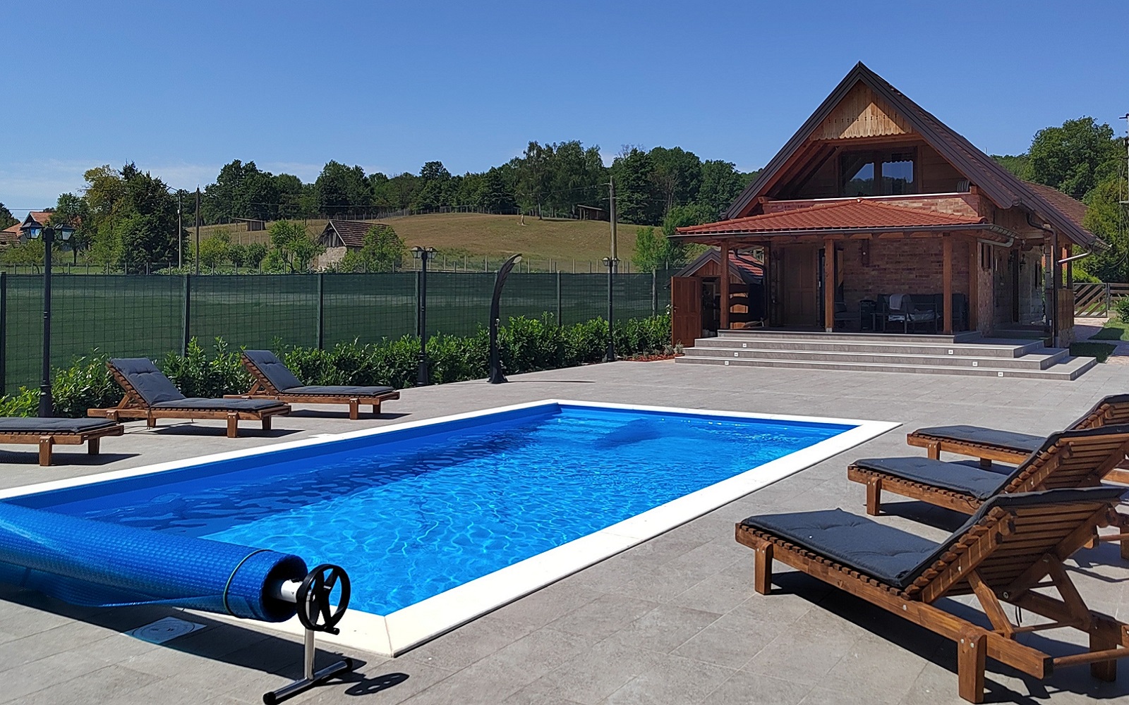 Cijanurna kiselina (CYA) je stabilizator klora